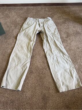 Mountain Khakis Men's Light Tan Straight-Leg Chinos